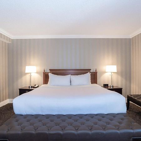 Sandman Signature Edmonton Downtown Hotel Exteriér fotografie
